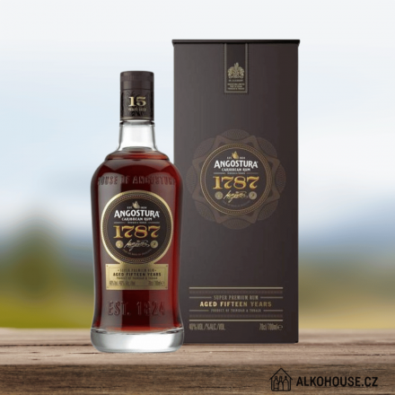 Angostura 1787 15 yo